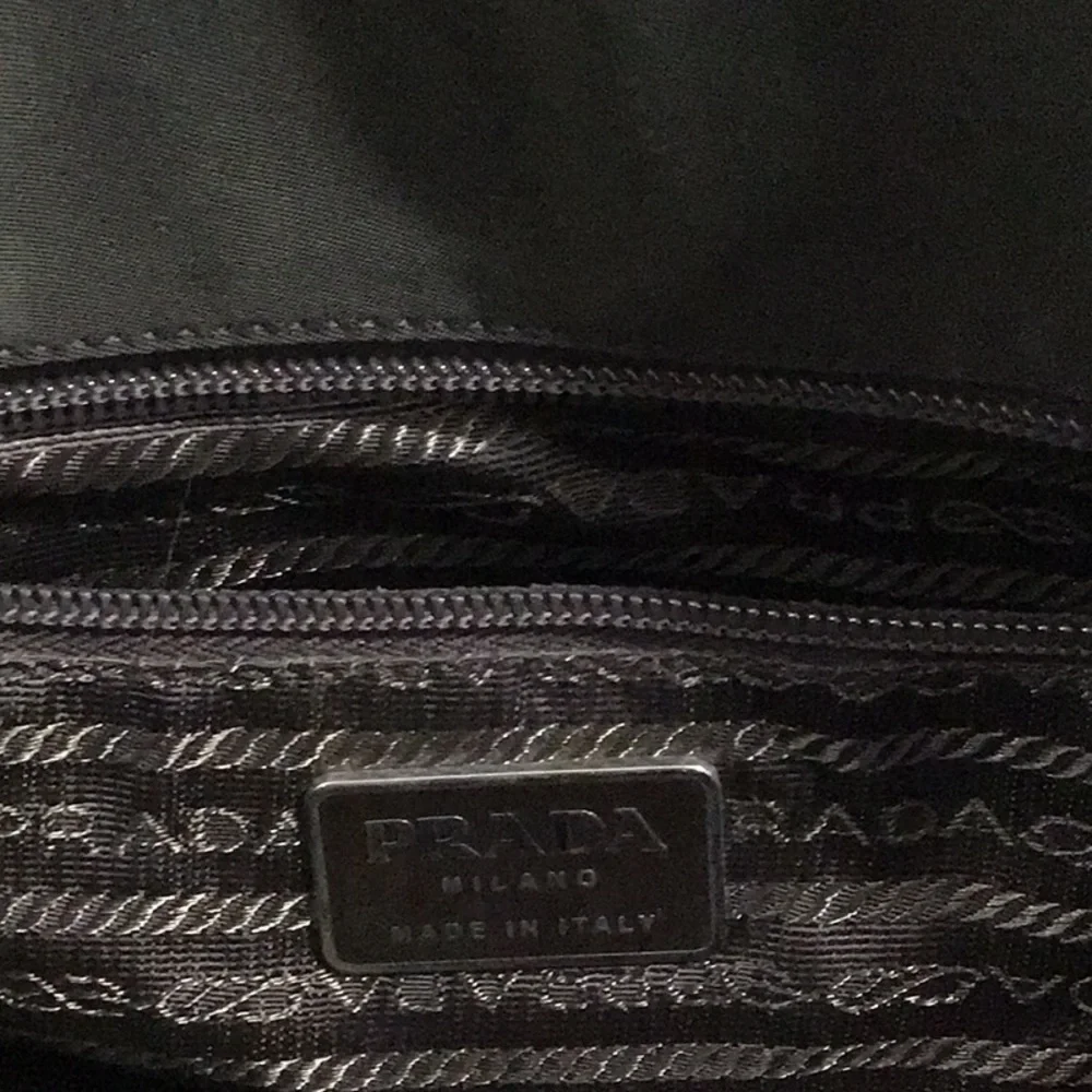Prada Green Nylon Tote Handbag Bag - Picture 5 of 10